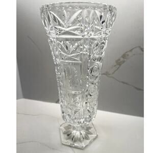Vintage Large Crystal Vase Roses/Fan Pattern 11 inch Tall Heavy Pedestal Clear